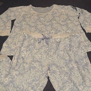 Midnight by Carole Hochman Light Blue Floral woman’s Pajama Set